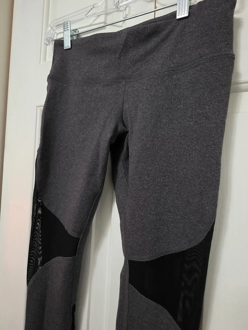 ALO Yoga Coast Stirrup Womens Leggings Size XS Black/gray